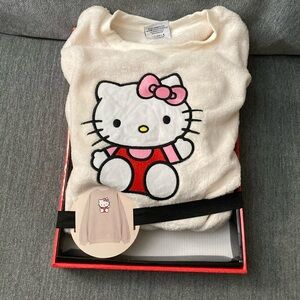 New in box Hello Kitty Soft fleece top.